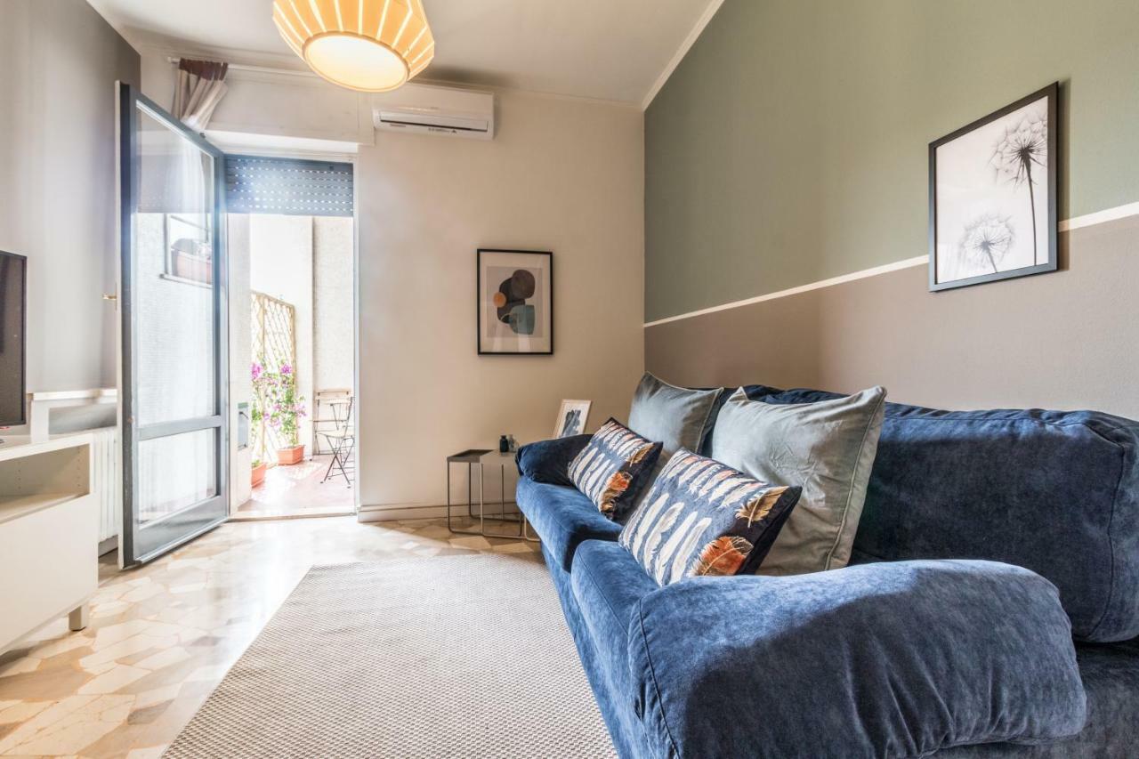 Joivy Modern 1-Bed Flat With Balcony In Portello Милан Экстерьер фото