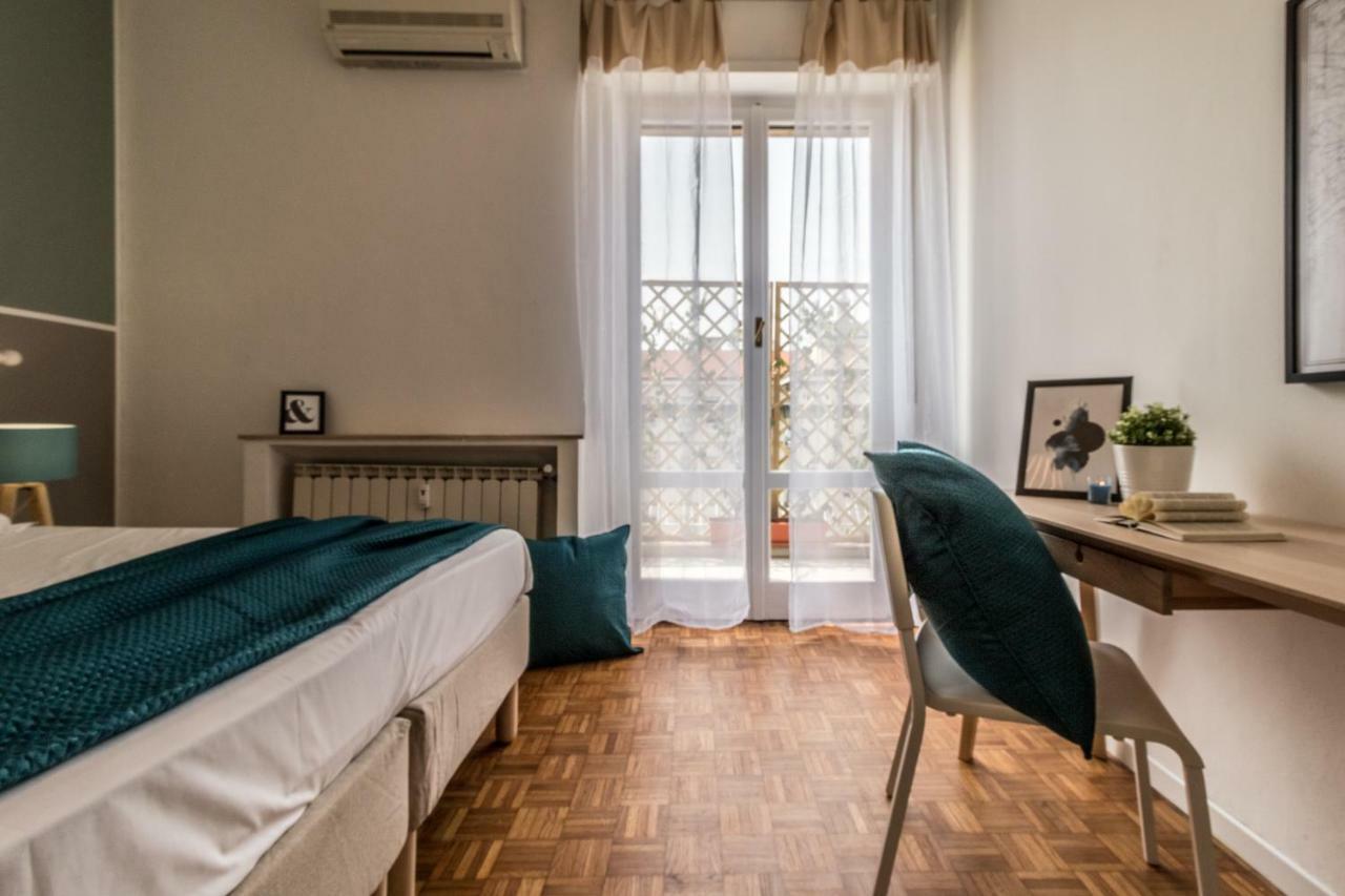 Joivy Modern 1-Bed Flat With Balcony In Portello Милан Экстерьер фото